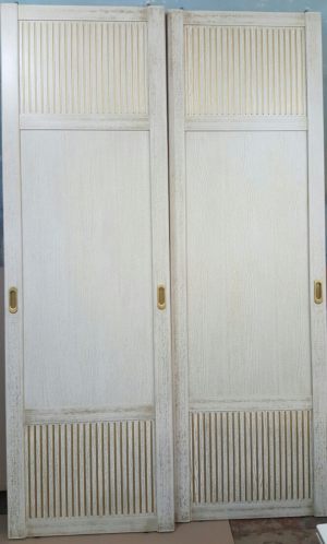 Двери для шкафа купе с фрезеровкой Златоуст